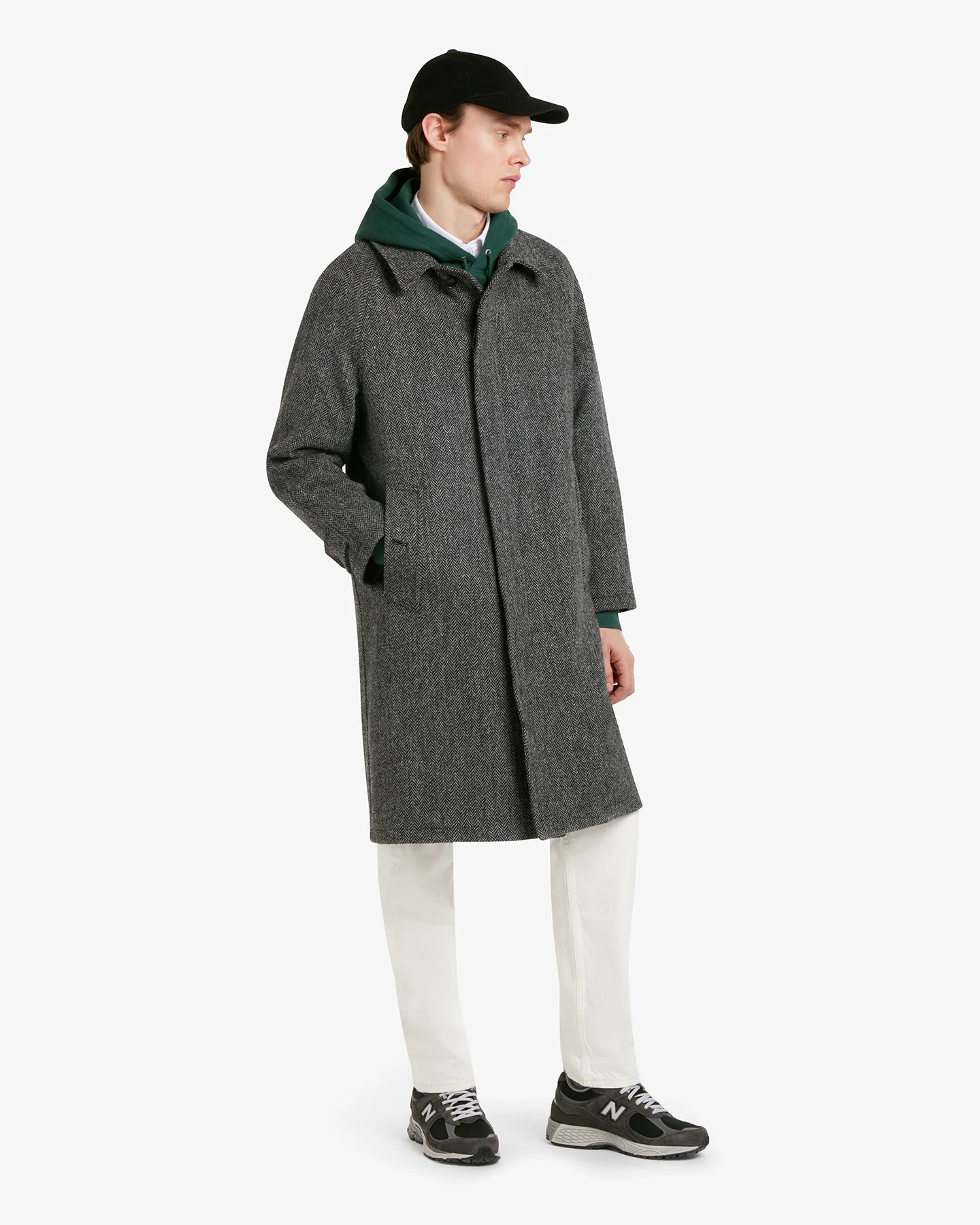 Men's Hynes Harris Tweed® Overcoat Charcoal Herringbone - Image 3